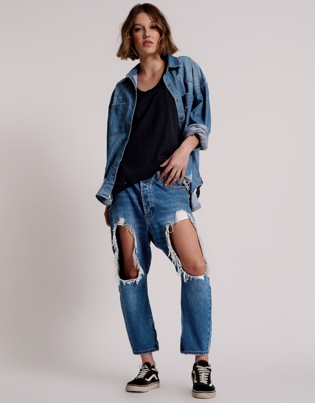 ONE TEASPOON - Bay Blue Kingpins Cropped Boyfriend Jeans