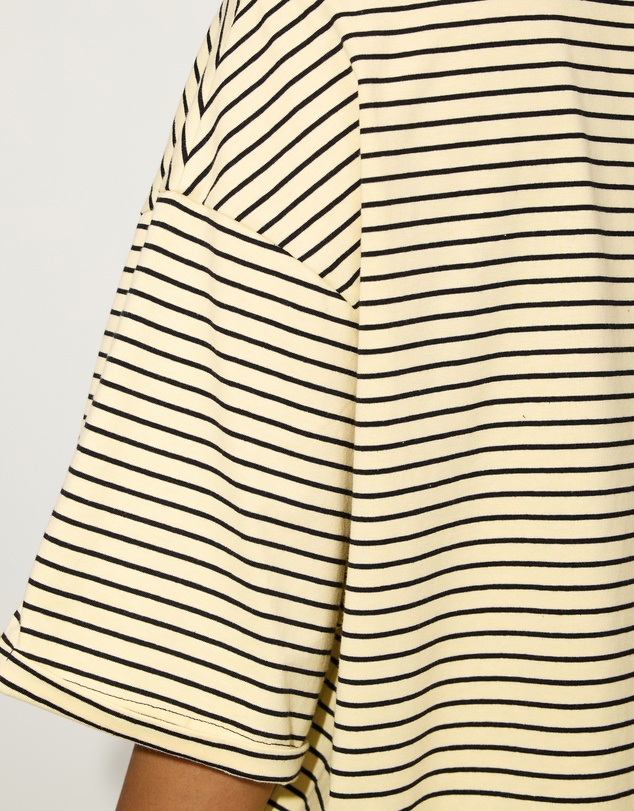 Dazie - Serve Stripe T-Shirt