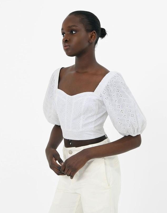 Forcast - Abella Broderie Crop Top