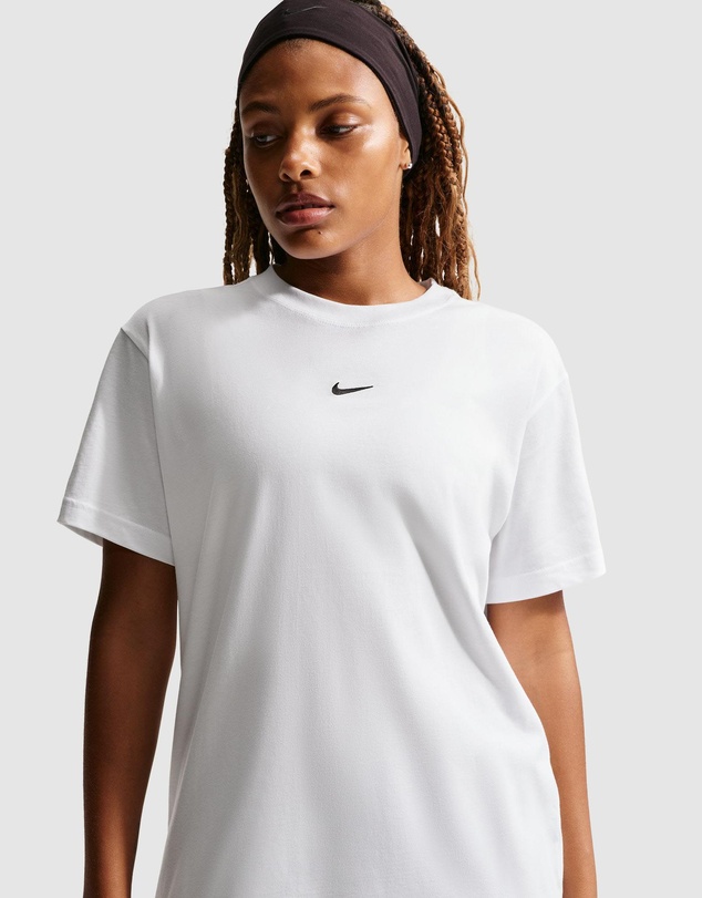 Nike - Sportswear Classic Short Sleeve Tee