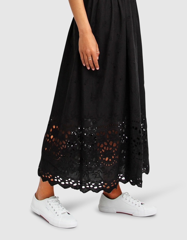 Belle & Bloom - All Eyes On Me Midi Dress