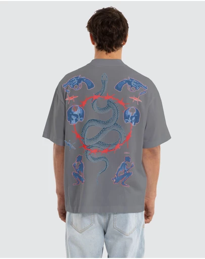 Kiss Chacey - Grave Street Tee