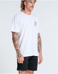 Vacancy Co - Club Dread Tee
