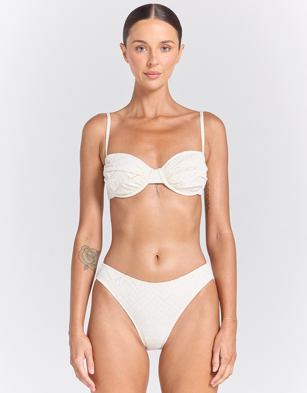 Poolside Paradiso - Sundream Sunlover Bikini Top - Pearl