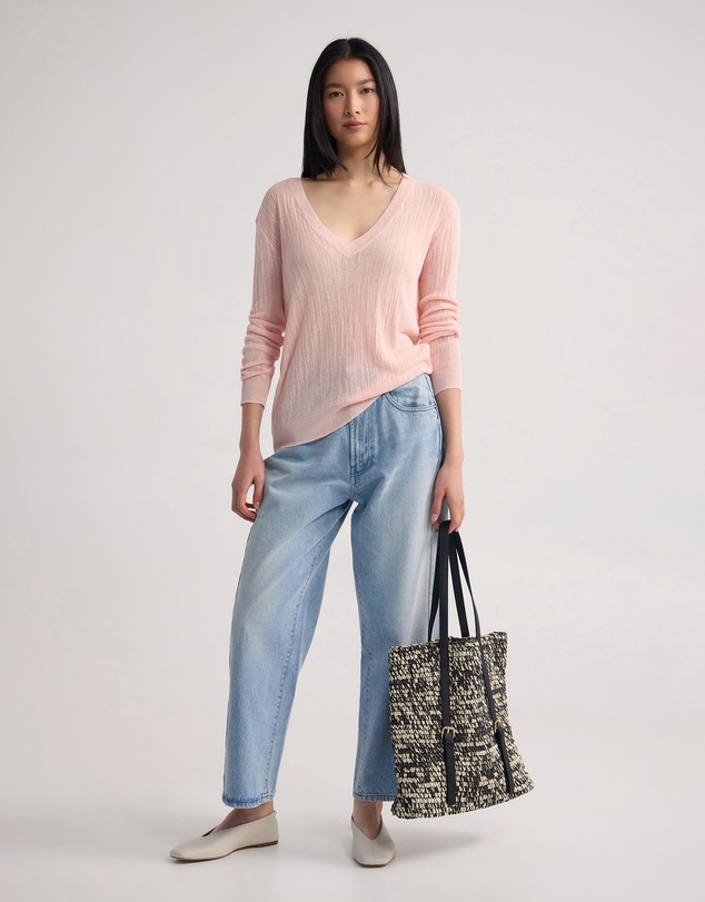 Oxford - Renee Deep V-Neck