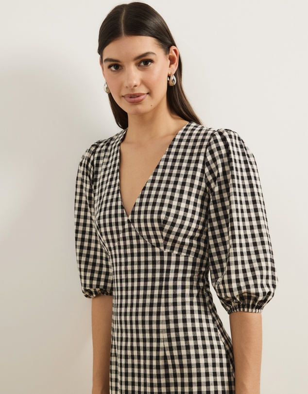Atmos&Here - Molli V-Neck Short Sleeve Midi Dress
