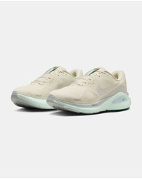 Nike - Structure 26 - Women's
