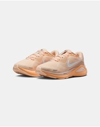 Nike - Structure 26 - Women's