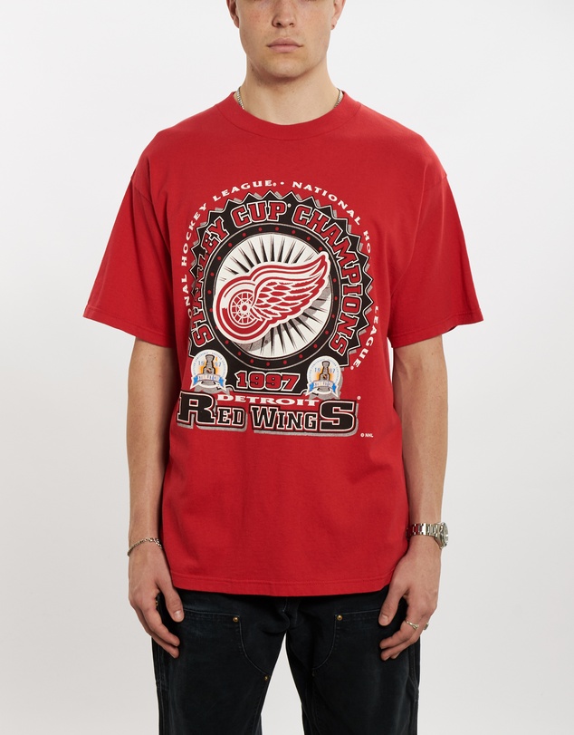 Vintage by The Real Deal - Pre Loved - 1997 NHL Detroit Red Wings Tee