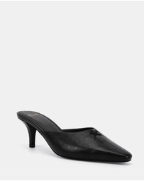 Novo - Irvine Heels