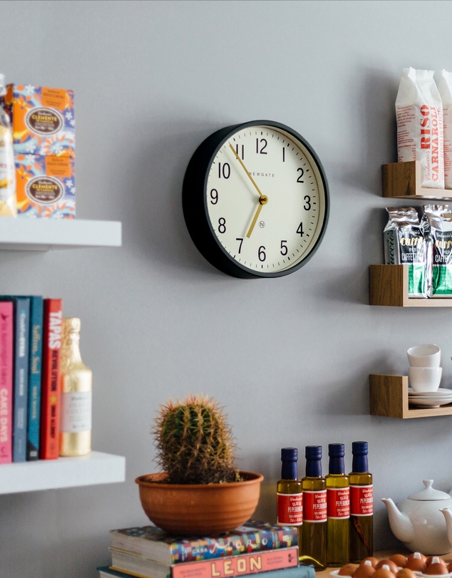 Newgate - Newgate Master Edwards Clock Blizzard Grey