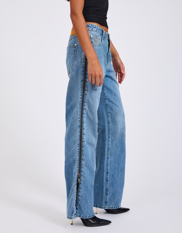 ONE TEASPOON - Low Riders Low Waist Wide Leg Zipped Denim Jeans - Pretty Blue