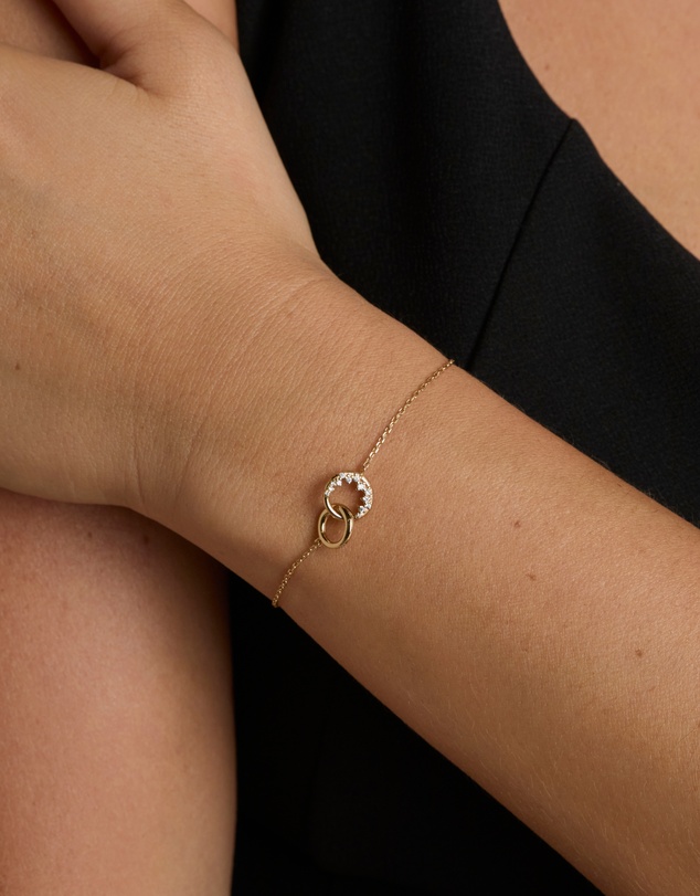 Astrid & Miyu - Spiral Crystal Pendant 18ct Gold Plated Bracelet