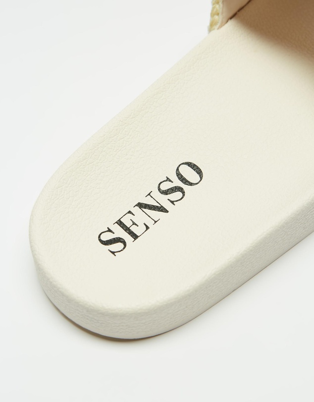 Senso - Esme