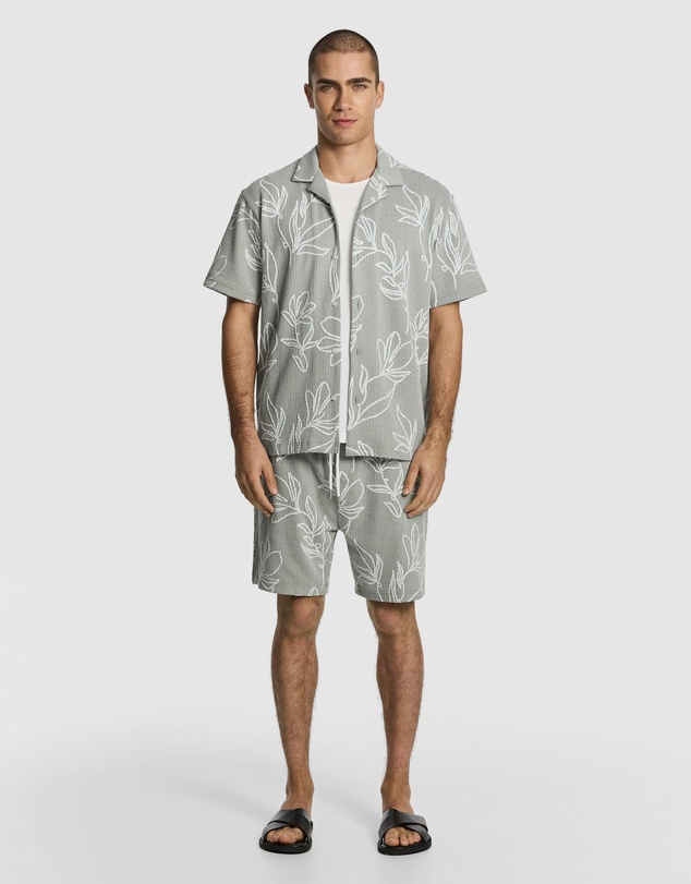 yd. - Dowsett Textured Short