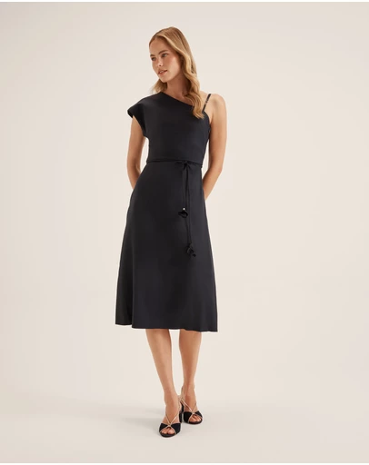 Review - Corinne Dress