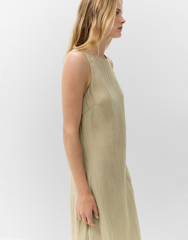 UNISON - Crinkle Sleeveless Maxi Dress