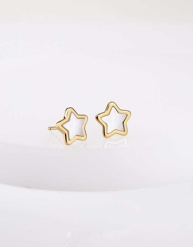 Wanderlust + Co - Star Pearl & Gold Stud Earrings