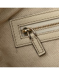 Pre-Loved by Azura Reborn - Pre-Loved gucci Elegant Leather Top Handle Bag with Tassel Accent for Sophisticated Style