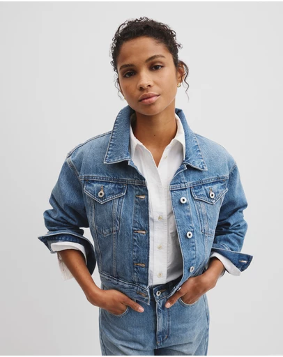 Country Road - Classic Denim Jacket