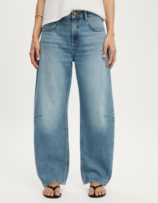 Cotton On - Mid Rise Barrel Jeans