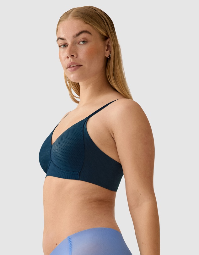 Naturana - Jacquard Lightly-Padded Side Smoothing Wirefree Bra