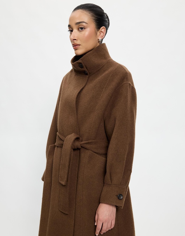 Lindsay Nicholas New York - Gallery Coat
