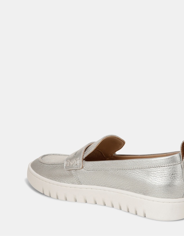 Vionic - Uptown Loafer - Silver Leather