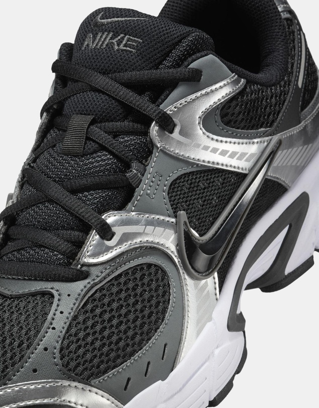 Nike - V5 RNR - Men's