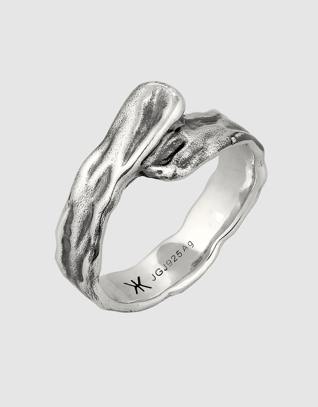 Kuzzoi - ICONIC EXCLUSIVE - Organic Band Ring in Oxidised 925 Sterling Silver