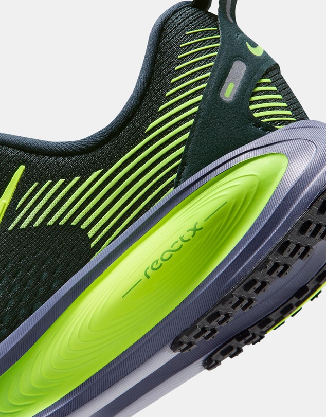 Nike - Road Vomero 18 Running Shoes - Babies-Kids