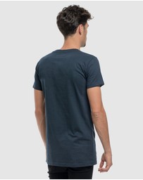 DVNT - Classic Embroidery Tee
