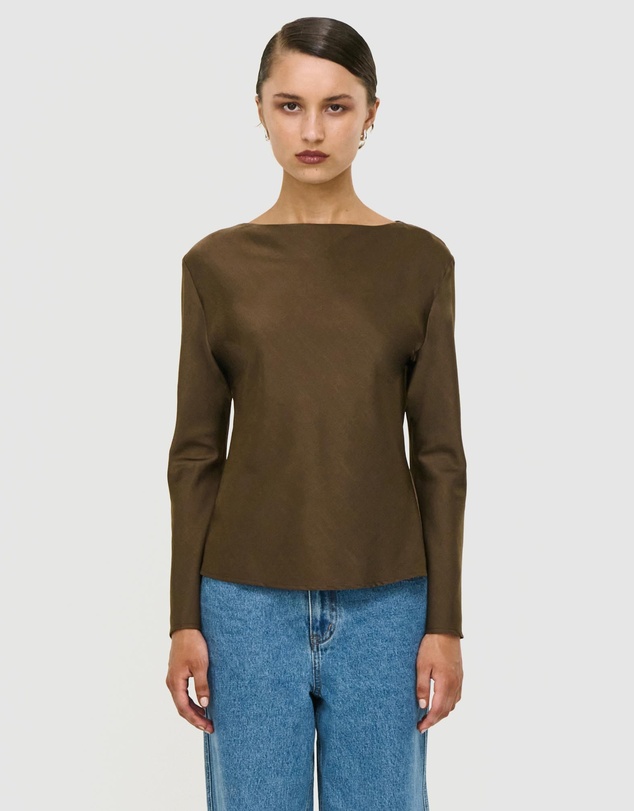 Staple the Label - Dakota Bias Top