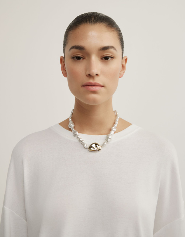 Witchery - Olive Pearl Necklace
