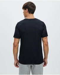 Nike - DriFIT Legend Fitness T-Shirt