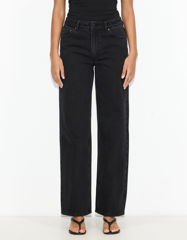 Dazie - Florence Mid Rise Straight Jeans