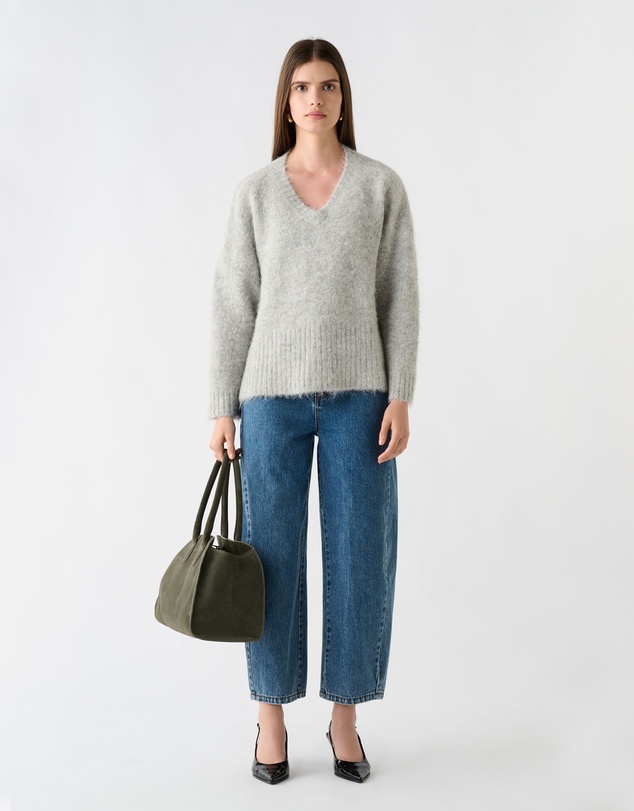 Esmaee - Whisper V-Neck Sweater