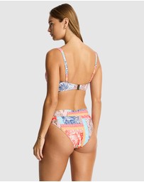 Sea Level Australia - Coco Island V Front Mid Pant