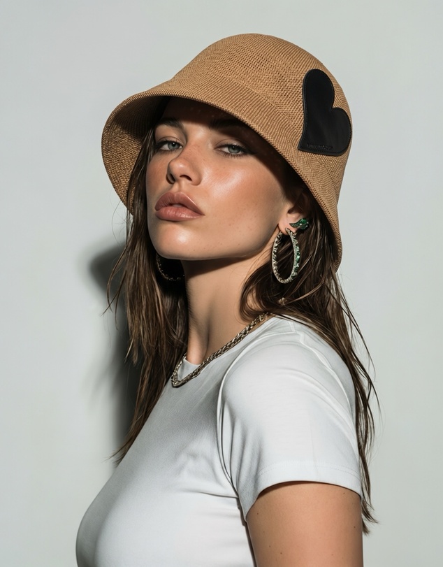Mossée - Ivy Heart Patch Bucket Hat
