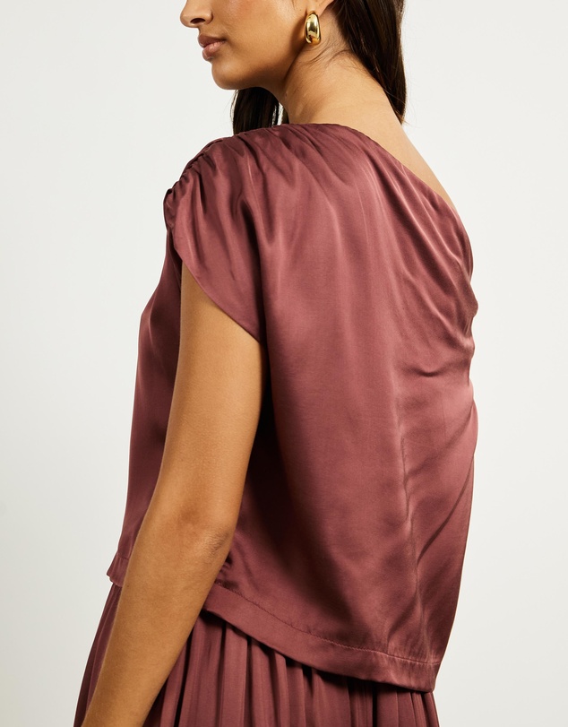Minima Esenciales - Vida Off Shoulder Top