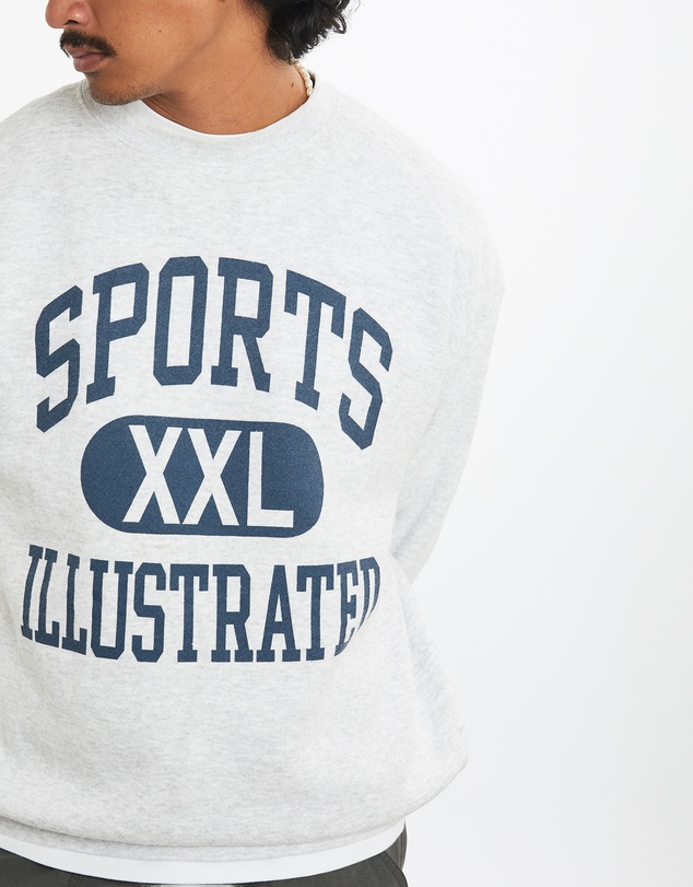 Vintage by The Real Deal - Pre Loved - 90s Sports Illustrated Sweatshirt
