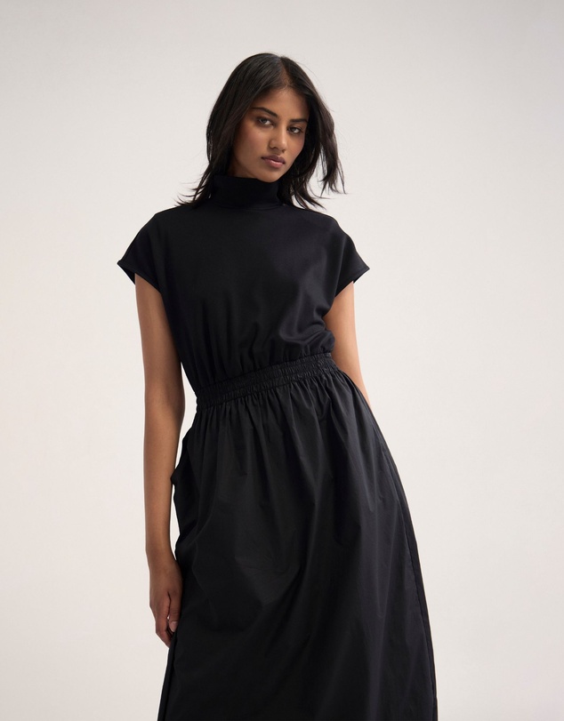 Oxford - Esrealla High Collar Dress