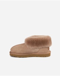 Ozwear Connection Uggs - Ugg Adrian Ankle Boots (Water Resistant)