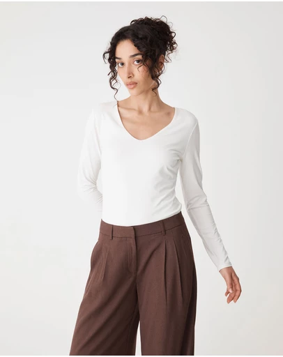 Forcast - Isla V-Neck Bamboo Top
