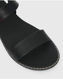 Betts - Wider Fit Atlantis Flat Sandals