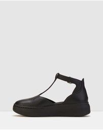 Rollie - City T-Bar Sneaker