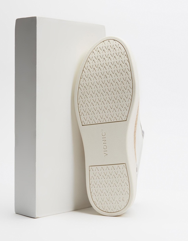 Vionic - Winny Lace-Up Casual Sneaker - White Leopard