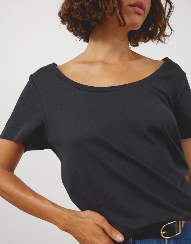 Atmos&Here - Organic Cotton Scoop Neck Tee
