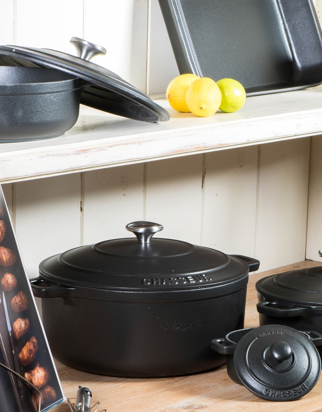 Chasseur - Round French Oven 28cm - Matte Black