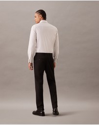 Calvin Klein - Wave Dobby Dress Shirt